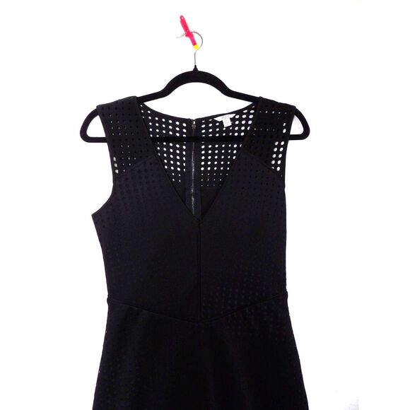 Guess Dress Women Small Black Mesh Cutout LBD Cocktail Perforated Sheath Evening - Picture 4 of 11